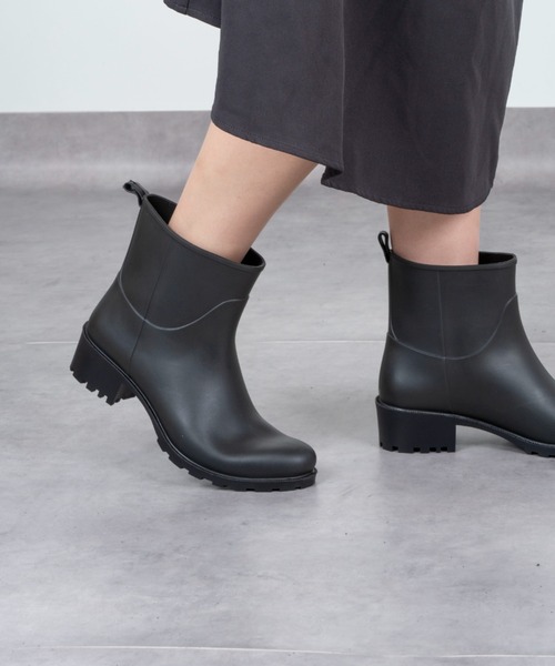 PATERNAZZI（パテルナッツィ）の「【PATERNAZZI/パテルナッツィ】イタリア製ショートレインブーツ（レインシューズ・レディース・ブラウン/ブラック/グリーン/ブルー/レッド/ベージュ/ダークベージュ/ダークグレー/ワインレッド・36/37/38/39）」の2枚目の写真