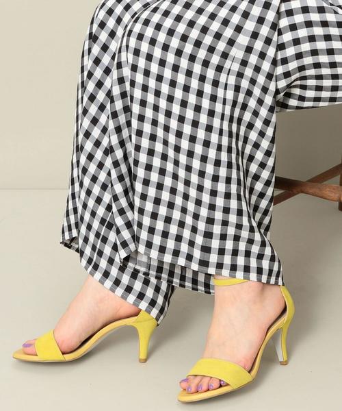 ODETTE E ODILE（オデットエオディール）の「OFD アンクルストラップ サンダル70↓↑（サンダル・レディース・ベージュ/イエロー/その他2/その他1/ロイヤルブルー/ライトグレー/シルバー/ブラック・24cm/22.5cm/23cm/25cm/24.5cm/22cm/23.5cm/21.5cm）」の5枚目の写真