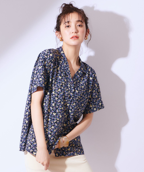 CIAOPANIC（チャオパニック）の「オープンカラー半袖シャツ（シャツ/ブラウス・レディース・ホワイト/レッド/ネイビー・FREE）」の3枚目の写真