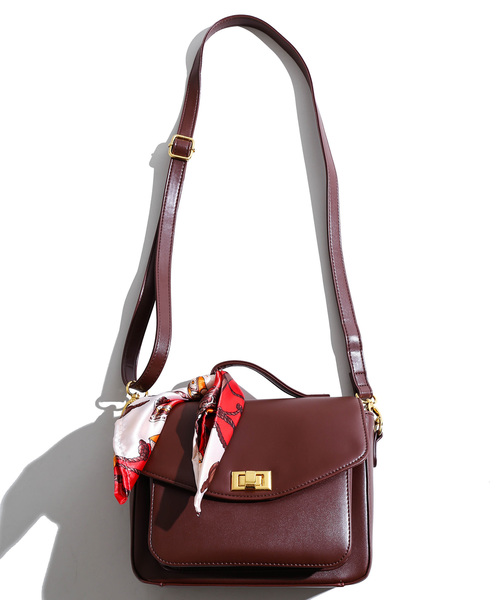 WEGO（ウィゴー）の「WEGO/【2点セット】スカーフ付きショルダーバッグ（ショルダーバッグ・レディース・ブラック/ブラウン・FREE）」の4枚目の写真