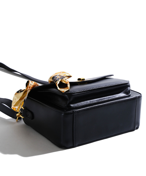 WEGO（ウィゴー）の「WEGO/【2点セット】スカーフ付きショルダーバッグ（ショルダーバッグ・レディース・ブラック/ブラウン・FREE）」の7枚目の写真