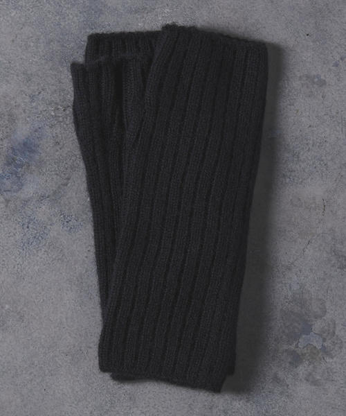 Johnstons of Elgin（ジョンストンズオブエルガン）の「＜JOHNSTONS