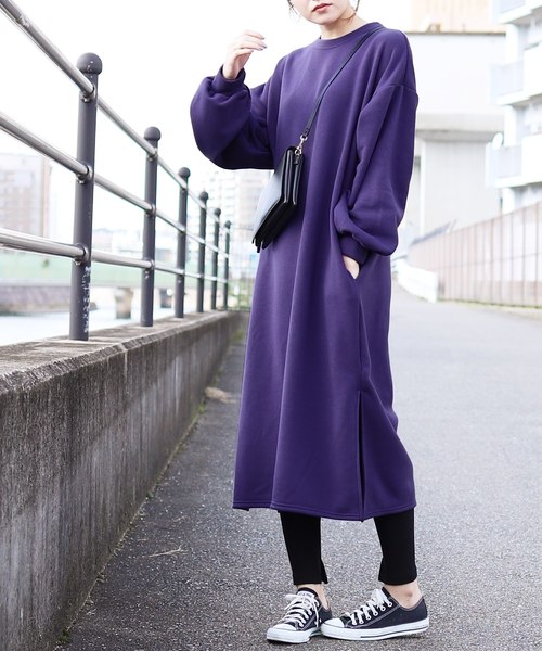 reca（レカ）の「スタッフオススメ◆ビッグシルエット裏起毛スリットワンピース（ワンピース・レディース・グレー/パープル/ボルドー/ブラック/パープル系その他・M/FREE）」の4枚目の写真