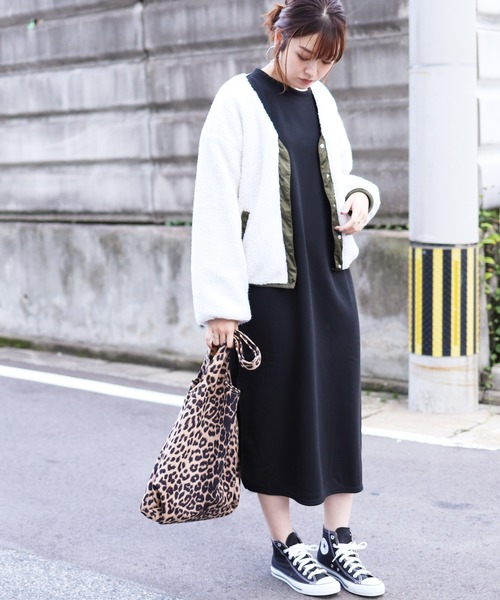 reca（レカ）の「スタッフオススメ◆ビッグシルエット裏起毛スリットワンピース（ワンピース・レディース・グレー/パープル/ボルドー/ブラック/パープル系その他・M/FREE）」の15枚目の写真