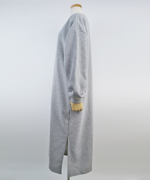 reca（レカ）の「スタッフオススメ◆ビッグシルエット裏起毛スリットワンピース（ワンピース・レディース・グレー/パープル/ボルドー/ブラック/パープル系その他・M/FREE）」の19枚目の写真