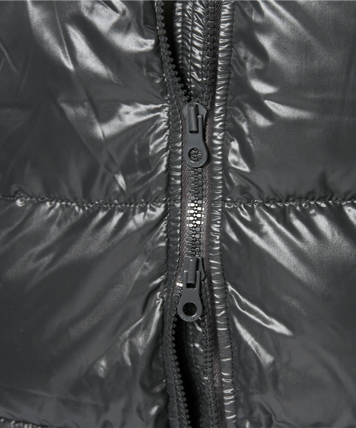 NANO universe(ナノユニバース)の「DUVETICA/KAPPA Natur Fur-Fin Racoon(ダウンジャケット/コート・レディース・チャコール/グレイッシュベージュ/カーキ・40/38)」の11枚目の写真