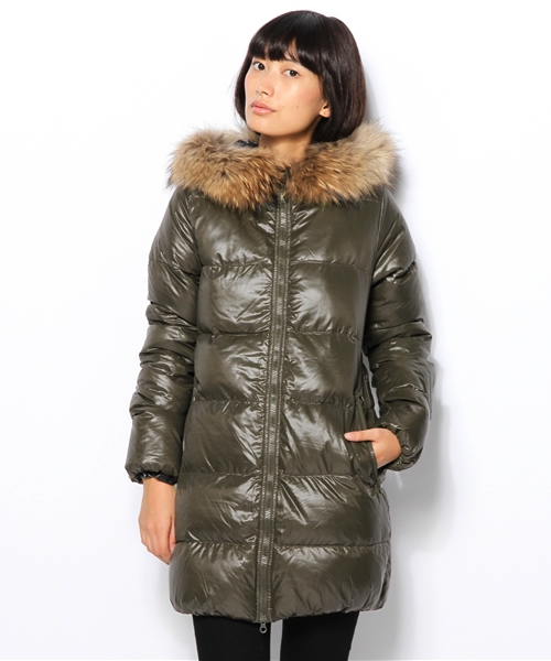 NANO universe(ナノユニバース)の「DUVETICA/KAPPA Natur Fur-Fin Racoon(ダウンジャケット/コート・レディース・チャコール/グレイッシュベージュ/カーキ・40/38)」の18枚目の写真