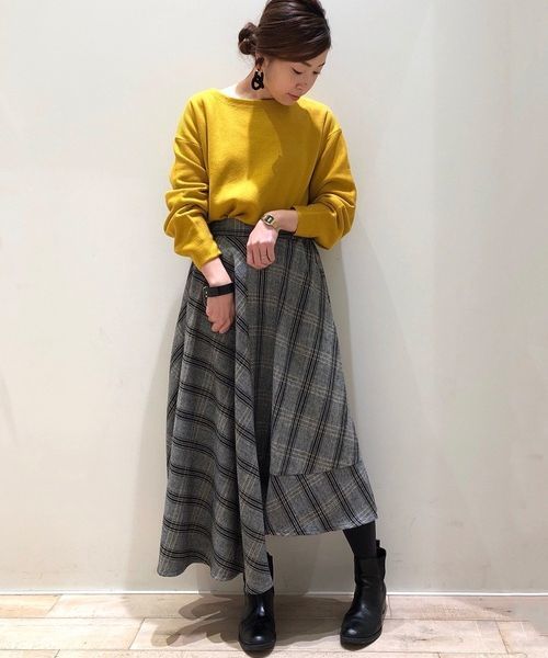 YECCA VECCA（イェッカヴェッカ）の「・ボリューム袖ニットプルオーバー（ニット/セーター・レディース・ライトブルー/ブラック/オフホワイト/イエロー/ラベンダー・FREE）」の5枚目の写真