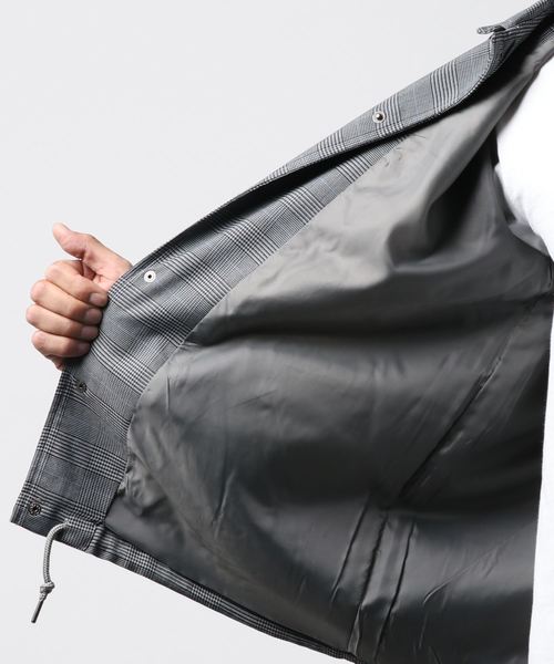 VIBGYOR(ヴィブジョー)の「VIBGYOR Select/ TRコーチジャケット(ブルゾン・メンズ・ブラック/ベージュ/ネイビー/グレー/グレー系その他/グレー系その他2・MEDIUM/LARGE/X-LARGE)」の8枚目の写真