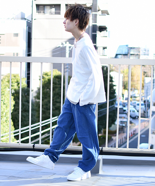kutir(クティール)の「デニムバルーンワイドパンツ(デニムパンツ・メンズ・ライトブルー/インディゴブルー/サックスブルー・SMALL/LARGE/MEDIUM)」の11枚目の写真