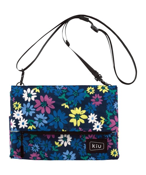 KiU（キウ）の「ウォーターリパレントストレージサコッシュ【2】（ショルダーバッグ・メンズ・ブラック/ネイビー/レッド/オフホワイト/ブルー/アイボリー/ホワイト系その他/ブラック系その他/ブルー系その他/レオパード・FREE）」の8枚目の写真