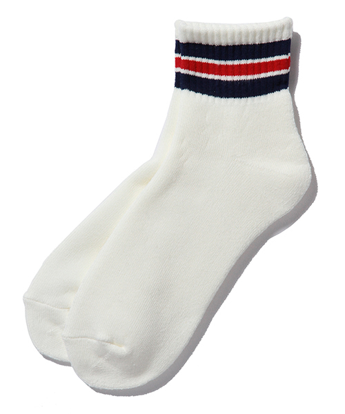 BEAMS PLUS(ビームスプラス)の「BEAMS PLUS / 1/4 スクールボーイソックス(ソックス/靴下・メンズ・ホワイト/グレー/ネイビー/ブラック系その他/インディゴブルー・ONE SIZE)」の2枚目の写真