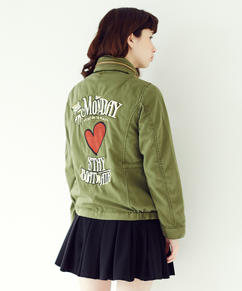 Another Edition（アナザーエディション）の「■AE ｼｼｭｳ MLTLY CT◆（ミリタリージャケット・レディース・オリーブ/その他1・SMALL/MEDIUM）」の2枚目の写真