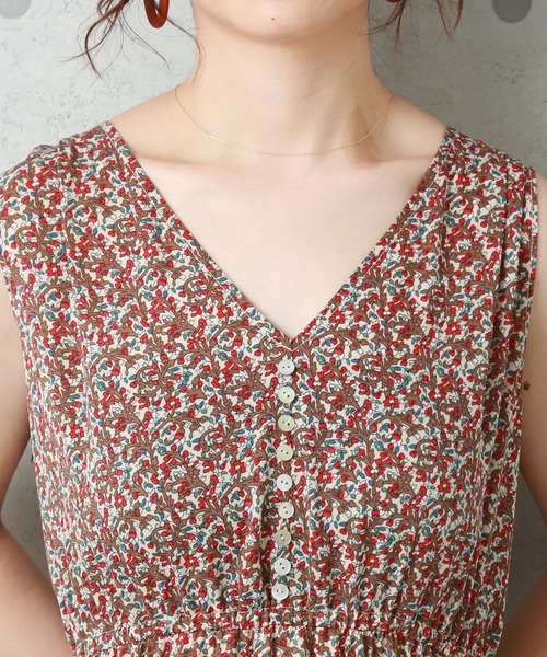 libelle more(リベル モア)の「小花柄ティアードマキシワンピース(ワンピース・レディース・ブラック/オフホワイト/カーキ・LL/M/L)」の9枚目の写真