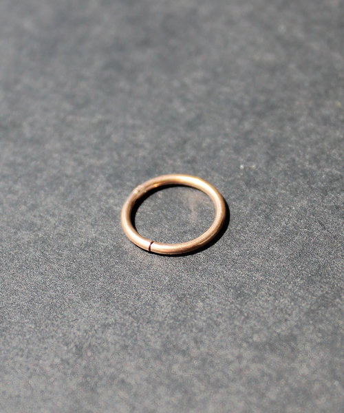 BROTHERHOOD(ブラザーフッド)の「【BROTHERHOOD】サージカル ステンレス ストリング フープ ピアス(ピアス(片耳用)・メンズ・ピンクゴールド/ブラック/ゴールド/シルバー/その他1/その他6/その他4/その他3/その他5/その他2・SMALL/MEDIUM/LARGE/X-LARGE)」の5枚目の写真