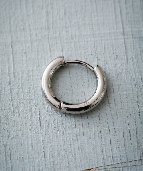 BROTHERHOOD(ブラザーフッド)の「【BROTHERHOOD】サージカル ステンレス ストリング フープ ピアス(ピアス(片耳用)・メンズ・ピンクゴールド/ブラック/ゴールド/シルバー/その他1/その他6/その他4/その他3/その他5/その他2・SMALL/MEDIUM/LARGE/X-LARGE)」の16枚目の写真