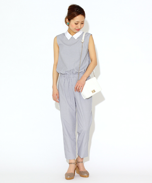 Ray BEAMS（レイビームス）の「○Ray BEAMS / フラットカラー チェックサロペット（サロペット/オーバーオール・レディース・ホワイト/ブルー・0/1）」の2枚目の写真