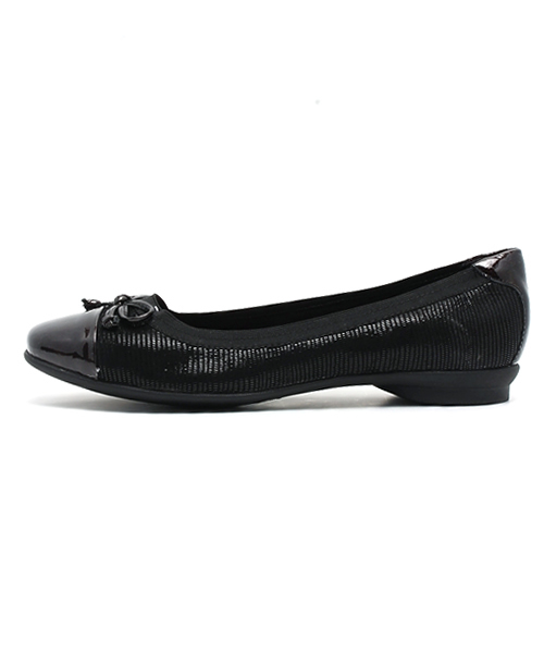Clarks（クラークス）の「Candra Glow / キャンドラグロウ（バレエシューズ・レディース・ブラック・4.5/6/4/5/3.5/5.5/UK5）」の2枚目の写真
