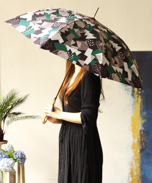 セール 遮光率 99 99 バンブーハンドル 晴雨兼用日傘 直径105cm 北欧柄 ブロック アジサイ ランドスケープ チェック 長傘 Spice Of Life スパイス オブ ライフ のファッション通販 Zozotown