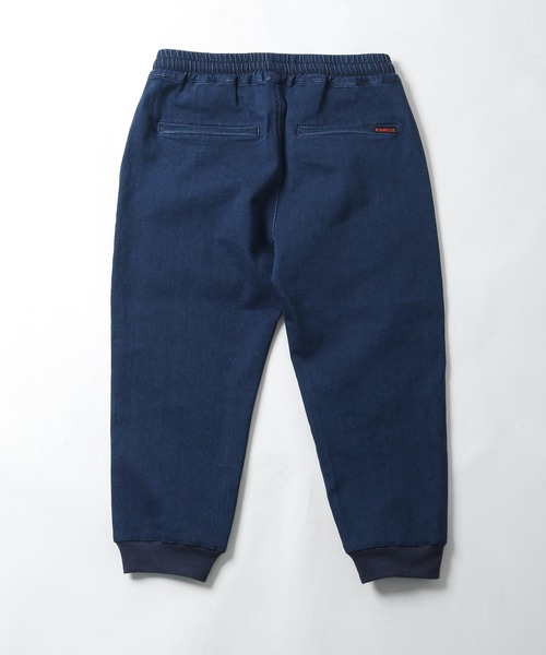 KANGOL(カンゴール)の「【別注・コラボ】ZIP FIVE × KANGOL ストレッチ デニム クロップド ジョガーパンツ(デニムパンツ・メンズ・ネイビー/アイボリー/オリーブ/ブルー/ブラック/ブラック系/サックスブルー/ベージュ・MEDIUM/X-LARGE/LARGE/SMALL)」の15枚目の写真