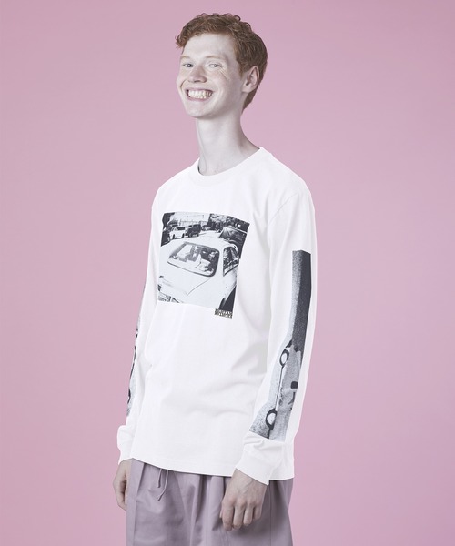 EIGHTAM(エイタム)の「Do your thing long tee(Tシャツ/カットソー・レディース・ブラック/ホワイト・SMALL/MEDIUM/LARGE)」の2枚目の写真