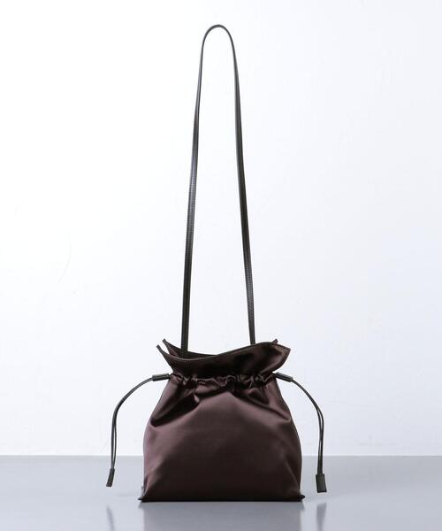 UNITED ARROWS(ユナイテッドアローズ)の「UWCS サテン ドローストリング バッグ◆(ショルダーバッグ・レディース・ダークブラウン/イエロー/オリーブ・FREE)」の2枚目の写真