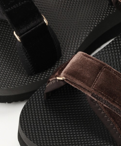 LEPSIM（レプシィム）の「ライトスポーティサンダル2　893141（サンダル・レディース・ブラック/ブラック系その他/ダークブラウン・SMALL/MEDIUM/LARGE）」の14枚目の写真
