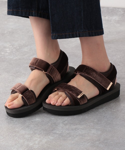 LEPSIM（レプシィム）の「ライトスポーティサンダル2　893141（サンダル・レディース・ブラック/ブラック系その他/ダークブラウン・SMALL/MEDIUM/LARGE）」の20枚目の写真