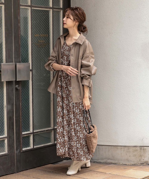 KOBE LETTUCE（コウベレタス）の「フェイクレザーオーバーサイズシャツジャケット（シャツ/ブラウス・レディース・グレー系その他/アイボリー/ブラウン・FREE）」の16枚目の写真