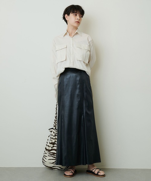 Whim Gazette(ウィムガゼット)の「サテンフレアスカート(スカート・レディース・ブラック/シルバー・36/38)」の18枚目の写真