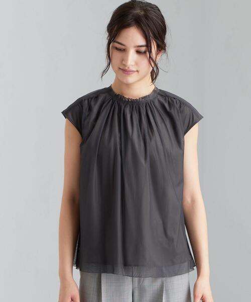 green label relaxing(グリーンレーベルリラクシング)の「CS チュール タック スタンド ネック ブラウス(シャツ/ブラウス・レディース・ダークグレー/モカ・FREE)」の8枚目の写真