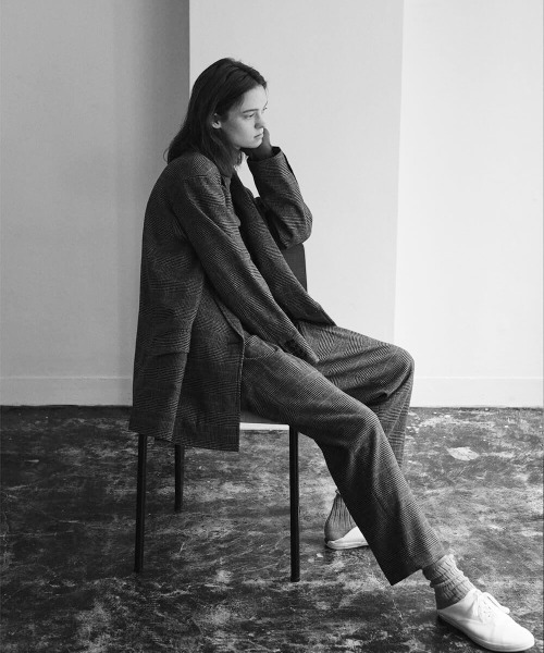 UNFIL（アンフィル）の「unfil アンフィル / geelong lambs-flannel double-breasted jacket ジーロンラムウールフランネル ダブルブレストテーラードジャケット セットアップ / WOFL-UW120（テーラードジャケット・レディース・その他・1）」の4枚目の写真