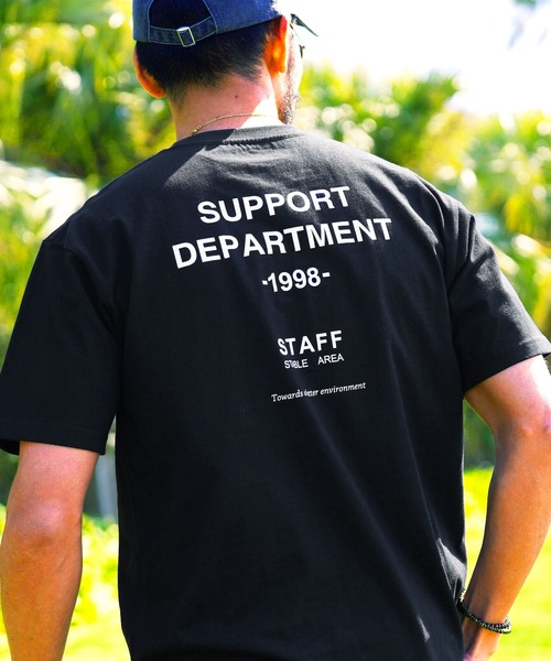 jiggys shop(ジギーズショップ)の「マルチロゴ パターン 半袖Tシャツ(Tシャツ/カットソー・メンズ・ブルー系その他2/グレイッシュベージュ/ブラック/ベージュ系その他/ホワイト系その他2/ホワイト系その他4/その他/ホワイト系その他5/ブラック系その他3/ブラック系その他2/ホワイト系その他7/ホワイト系その他3/ホワイト系その他/ホワイト/ブラック系その他/ネイビー/ブルー系その他3/ホワイト系その他6/ブルー系その他/その他1/その他2/ブラック系その他4/ベージュ系その他2/その他6/その他3/ブラック系その他6/その他4/その他5/ベージュ系その他3/その他8/その他7/その他9/ブラック系その他5/ブルー系その他5/ブルー系その他4/ブラック系5/ブラック系6/ブラック系7/ブラック系2/ブラック系4/ブラック系1/ブラック系3・LARGE/SMALL/X-LARGE/MEDIUM)」の12枚目の写真