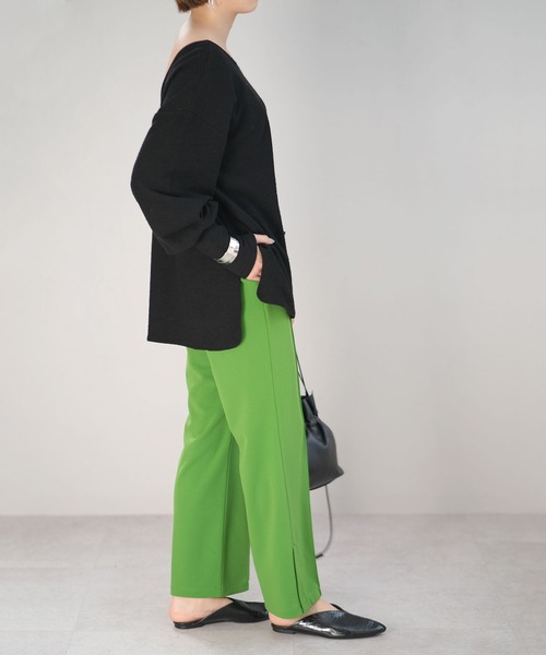 ＡＮＤＪ（アンドジェイ）の「背中開きTシャツチュニック（Tシャツ/カットソー・レディース・ブラック/カーキ/グレイッシュベージュ・M）」の16枚目の写真