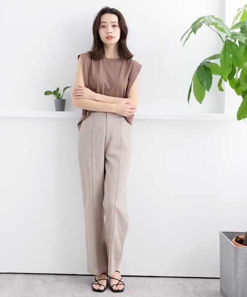 clear（クリア）の「ショルダータックフレンチTシャツ（Tシャツ/カットソー・レディース・ブラック/オフホワイト/グレイッシュベージュ/モカ/カーキ・F）」の15枚目の写真