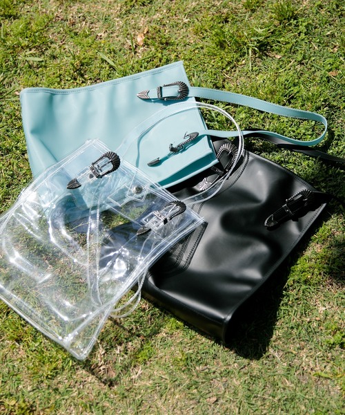 Adoon plain（アドーンプレーン）の「【Adoon plain】バックルベルトクリアバッグ（トートバッグ・メンズ・クリア/ブラック/ライトブルー・FREE）」の20枚目の写真