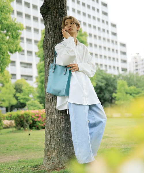 Adoon plain（アドーンプレーン）の「【Adoon plain】バックルベルトクリアバッグ（トートバッグ・メンズ・クリア/ブラック/ライトブルー・FREE）」の10枚目の写真