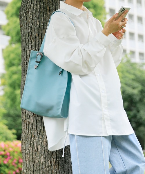 Adoon plain（アドーンプレーン）の「【Adoon plain】バックルベルトクリアバッグ（トートバッグ・メンズ・クリア/ブラック/ライトブルー・FREE）」の16枚目の写真