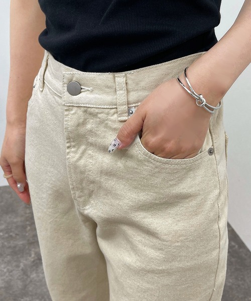 apres jour mignon（アプレジュールミニョン）の「テーパードデニム【ZOZOTOWN限定アイテム】（デニムパンツ・レディース・ブラック/オフホワイト/ライトブルー/ベージュ/グレー系その他・X-LARGE/MEDIUM/SMALL/LARGE）」の13枚目の写真