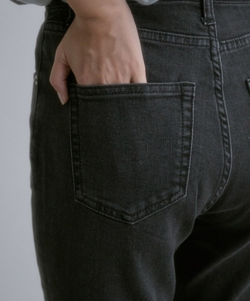 vis-`a-vis（ビサビ）の「【WEB限定】【追加生産】スリットスキニーパンツ（デニムパンツ・レディース・ブルー/ホワイト/スミクロ・M/S/L/SS）」の10枚目の写真