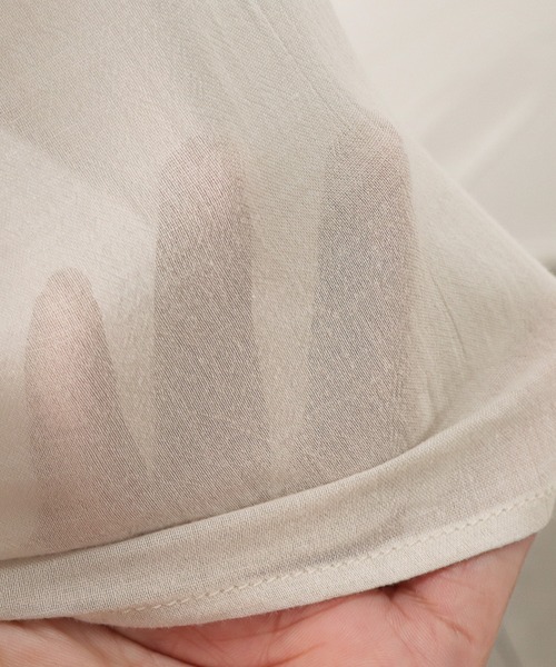 NAVY（ネイビー）の「綿シフォンプチハイネックブラウス（シャツ/ブラウス・レディース・ピンク/ブラック/ライトグレー・フリー）」の10枚目の写真