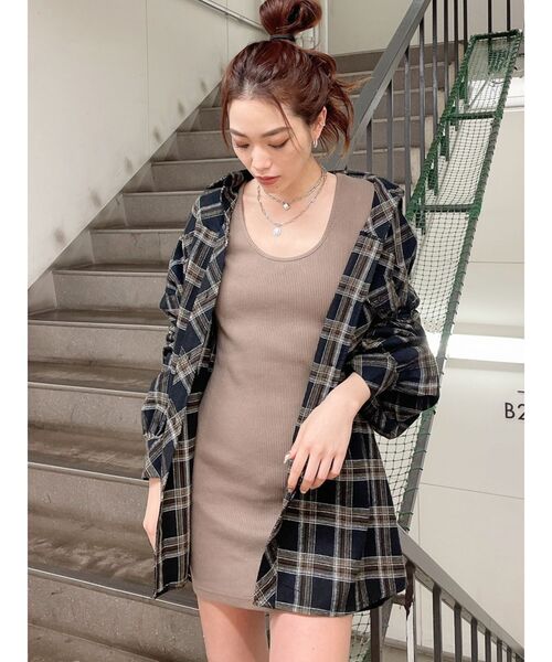 GYDA（ジェイダ）の「ドルマンBIGチェックシャツ（シャツ/ブラウス・レディース・ブラック/ベージュ/ブラウン・FREE）」の18枚目の写真