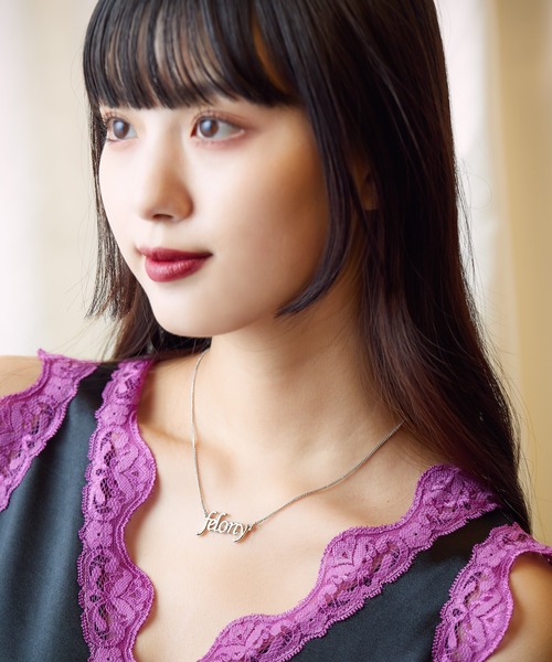 Romansual（ロマンシュアル）の「Romansual/felonyネームネックレス（ネックレス・レディース・シルバー/ゴールド・FREE）」の3枚目の写真