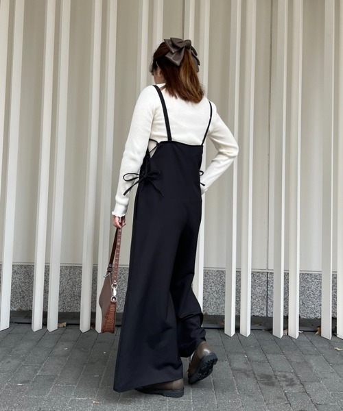 SLURR(スラ―)の「サイドレースアップサロペット(サロペット/オーバーオール・レディース・ブラック/チョコ/その他8・FREE)」の2枚目の写真