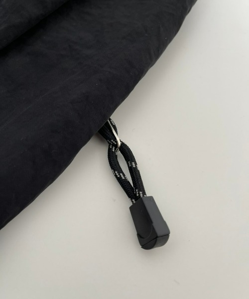 NEUNA（ヌナ）の「2wayリュックバックパック（バックパック/リュック・レディース・ブラック/ベージュ・FREE）」の4枚目の写真