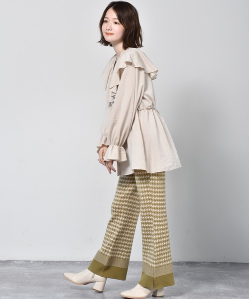 RETRO GIRL（レトロガール）の「フリル襟チュニックブラウス（シャツ/ブラウス・レディース・ブラック/ピンク/ライトベージュ・FREE）」の11枚目の写真