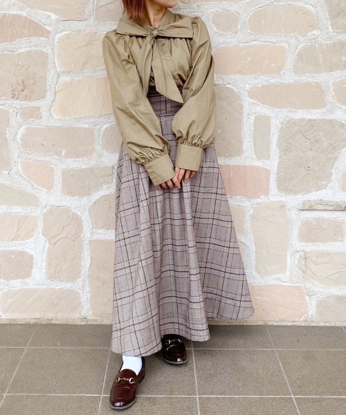 one after another NICE CLAUP（ワンアフターアナザーナイスクラップ）の「ビンテージボウタイブラウス（シャツ/ブラウス・レディース・オフホワイト/カーキ/ブラウン系その他/ベージュ系その他/ストライプ/ブラウン系その他2・FREE）」の7枚目の写真