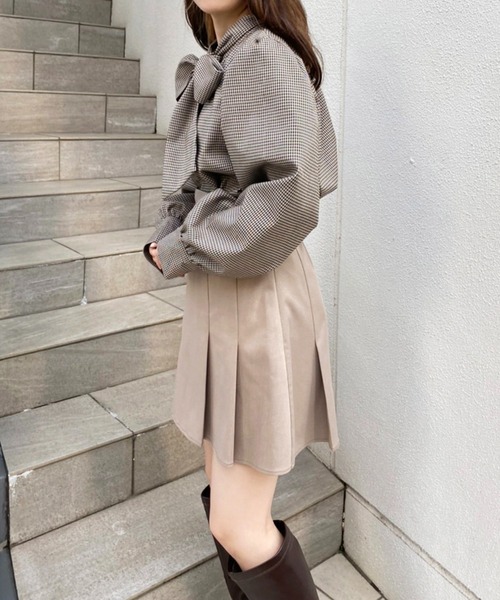 one after another NICE CLAUP（ワンアフターアナザーナイスクラップ）の「ビンテージボウタイブラウス（シャツ/ブラウス・レディース・オフホワイト/カーキ/ブラウン系その他/ベージュ系その他/ストライプ/ブラウン系その他2・FREE）」の18枚目の写真