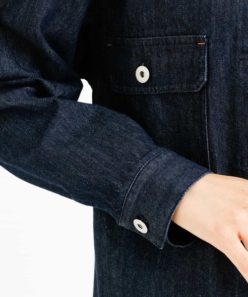 a.v.v（アーヴェヴェ）の「ゆったりデニムGジャン（デニムジャケット・レディース・ネイビー・36/38/40/42/34）」の4枚目の写真