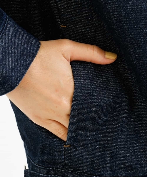 a.v.v（アーヴェヴェ）の「ゆったりデニムGジャン（デニムジャケット・レディース・ネイビー・36/38/40/42/34）」の7枚目の写真